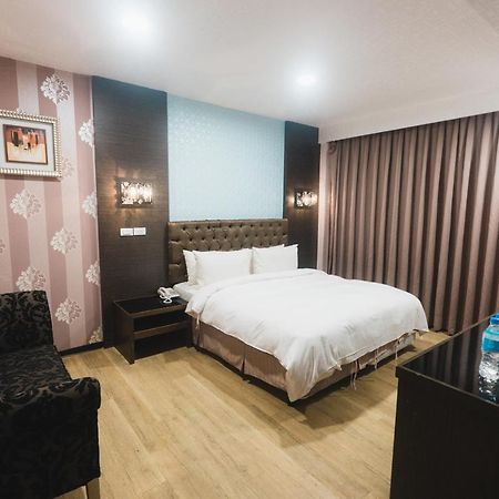 The Riverside Hotel Fashion Kaohsiung Exterior foto